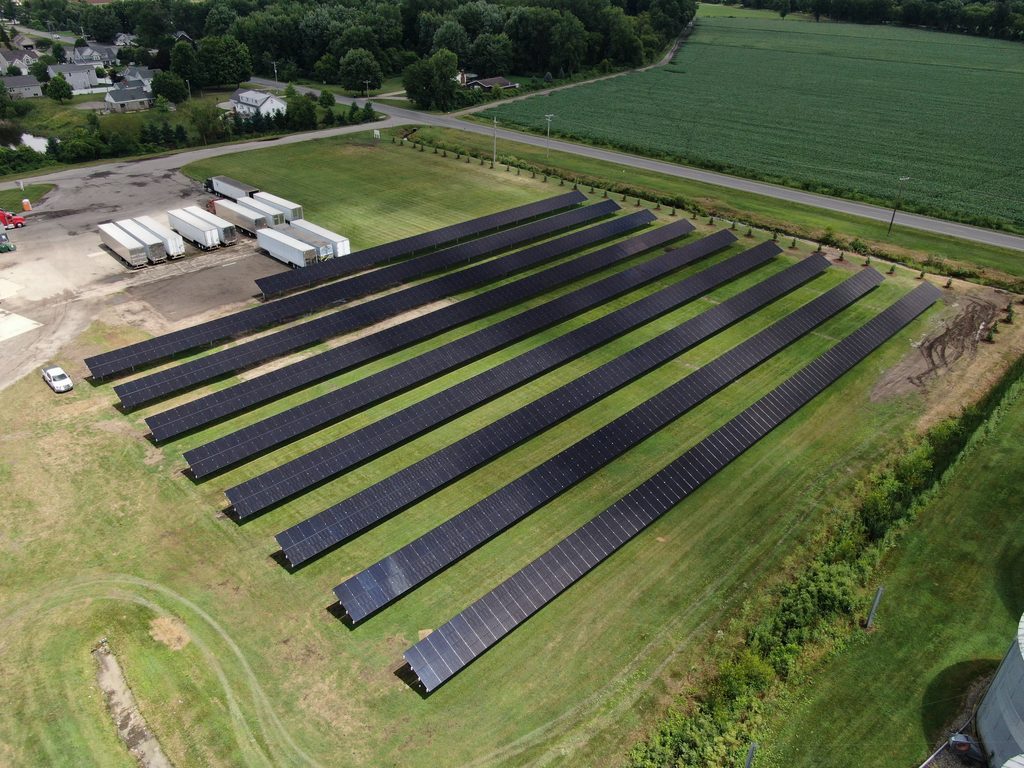 Ever Fresh Farms solar ground mount array.
